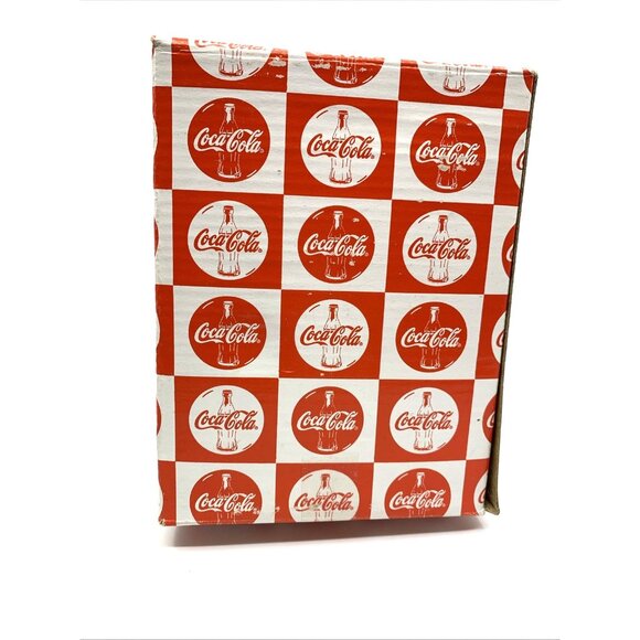 Coca-Cola Polar Bear w/Coke Bottle Figure 5.5" Tall Christmas 1997 Town Square - Picture 14 of 16